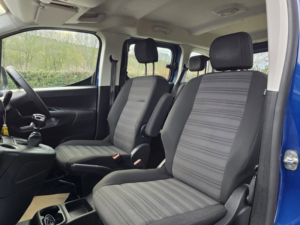 2020 Vauxhall Combo Life 1.5 Turbo D Blueinjection Energy MPV 5dr Diesel Manual Euro 6 (s/s) (130 Ps) in Blue — image 3