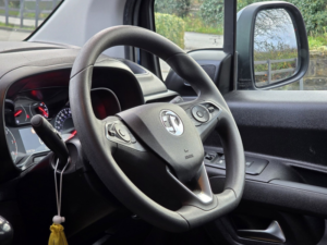 2020 Vauxhall Combo Life 1.5 Turbo D Blueinjection Energy MPV 5dr Diesel Manual Euro 6 (s/s) (130 Ps) in Blue — image 6