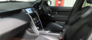 2017 Land Rover Discovery Sport 2.0 Td4 Hse Black Auto 4WD Euro 6 (s/s) 5dr in Blue — image 2
