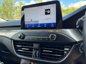 2018 Ford Focus 1.0t Ecoboost Titanium Euro 6 (s/s) 5dr in Grey — image 3