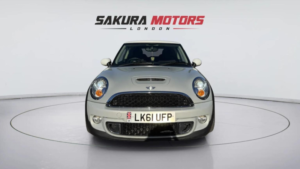 2011 MINI Hatch 1.6 John Cooper Works Auto Euro 5 3dr in Other — image 2