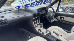 2001 BMW Z3 2.2 E36 Z3 2.2i Roadster Convertible Automatic Blue 2dr Rare Auto+stunning+leather in Blue — image 2