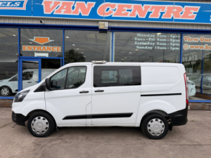 2018 Ford Transit Custom 2.0 320 Ecoblue Crew Van Double Cab 5dr Diesel Manual L1 H1 Euro 6 105 Ps in White — image 4