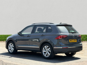 2023 Volkswagen Tiguan 1.5 Tsi Life SUV 5dr Petrol DSG Euro 6 (s/s) (150 Ps) in Grey — image 5