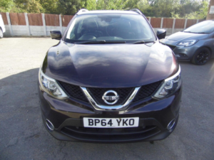 2015 Nissan Qashqai 1.5 Dci Tekna 2WD Euro 5 (s/s) 5dr in Black — image 2