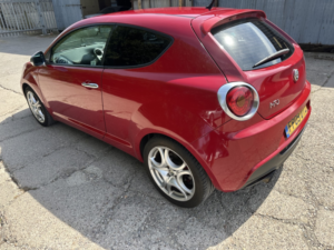 2009 Alfa Romeo Mito 1.4 Mito 1.4 T 120bhp Lusso in Red — image 4