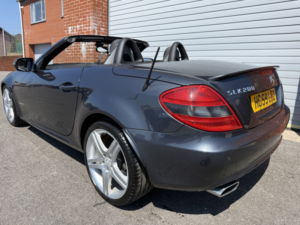 2009 Mercedes-Benz Slk 1.8 Slk200k in Grey — image 5