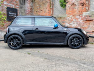 2012 MINI Hatch 2.0 Cooper Sd Bayswater Hatch in Black — image 4
