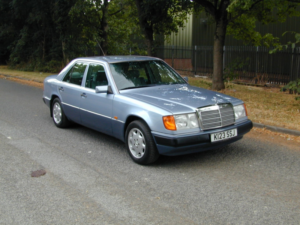 1993 Mercedes-Benz 220