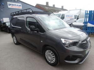 2022 Vauxhall Combo Electric 2300 50kwh Sportive Auto L2 H1 6dr in Grey — image 3