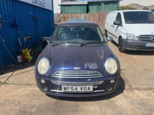 2004 MINI Hatch 1.6 Cooper CVT Euro 4 3dr in Purple — image 3
