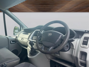 2012 Vauxhall Vivaro 2.0 2900 Cdti Sportive Fwd L3 4dr in Silver — image 3
