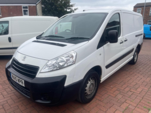 2015 Peugeot Expert 1.6 Hdi L2 H1 4dr in White — image 2