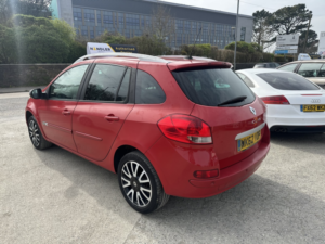 2013 Renault Clio 1.2 Gt Line Tomtom in Red — image 6