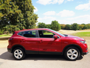 2019 Nissan Qashqai 1.3 Dig-T Acenta Premium in Red — image 2