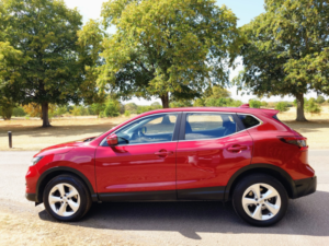 2019 Nissan Qashqai 1.3 Dig-T Acenta Premium in Red — image 6