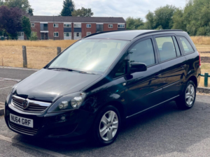 2014 Vauxhall Zafira 1.8 16v Exclusiv Euro 5 5dr (snav) in Black — image 3