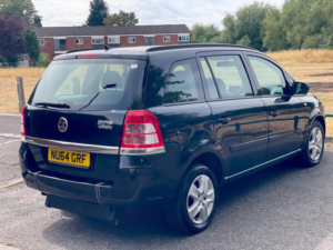 2014 Vauxhall Zafira 1.8 16v Exclusiv Euro 5 5dr (snav) in Black — image 6