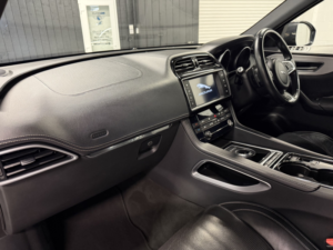 2016 Jaguar F-Pace 2.0 D180 R-Sport Auto in Grey — image 5