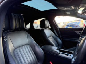 2017 Jaguar Xf 2.0d Portfolio Auto AWD Euro 6 (s/s) 4dr in Black — image 3