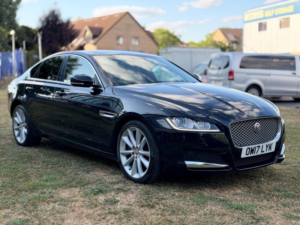 2017 Jaguar Xf 2.0d Portfolio Auto AWD Euro 6 (s/s) 4dr in Black — image 6