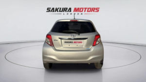 2011 Toyota Yaris 1.0 Dual Vvt-I Icon 5dr Automatic in Other — image 6