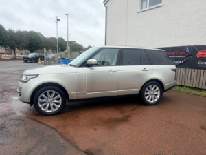 2014 Land Rover Range Rover 3.0 Td V6 Vogue in Gold — image 4