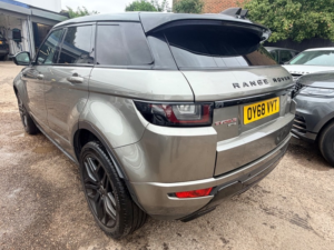 2018 Land Rover Range Rover Evoque Td4 Hse Dynamic Lux in Silver — image 6