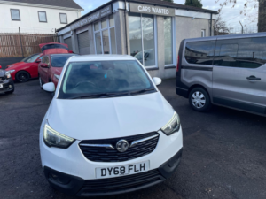 2018 Vauxhall Crossland X 1.2 Se SUV 5dr Petrol Manual Euro 6 (83 Ps) in White — image 2