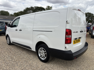 2020 Vauxhall Vivaro 1.5 Turbo D 2900 Dynamic in White — image 5