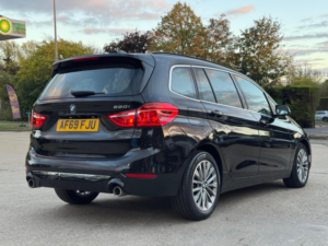 2019 BMW 2 Series Gran Tourer 2.0 220i Gpf Luxury Dct Euro 6 (s/s) 5dr in Black — image 5