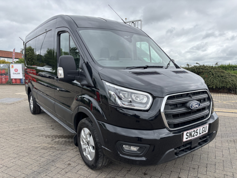 2025 Ford Transit 2.0 Transit Limited Van 350 L3 2.0l Ecoblue 165ps Fwd 6 Speed Manual in Black — image 1