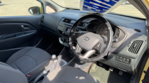 2015 Kia Rio 1.3 Sr7 Yellow 3dr Lowtax+dab+10stamps in Yellow — image 5