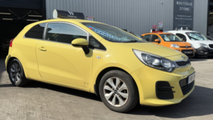 2015 Kia Rio 1.3 Sr7 Yellow 3dr Lowtax+dab+10stamps in Yellow — image 6