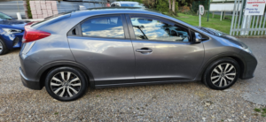 2013 Honda Civic 1.6 I-Dtec Es in Grey — image 6