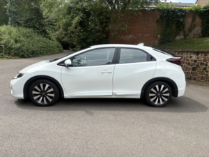 2016 Honda Civic 1.8 I-Vtec Se Plus in White — image 5
