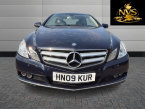2009 Mercedes-Benz E Class 3.0 E350 Cdi V6 Blueefficiency Se in Blue — image 2