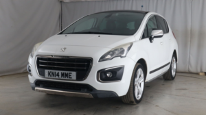 2014 Peugeot 3008 1.6 Hdi Allure in White — image 2
