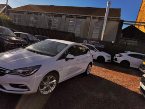 2016 Vauxhall Astra 1.0i Turbo Ecoflex Sri Nav Euro 6 (s/s) 5dr in White — image 2