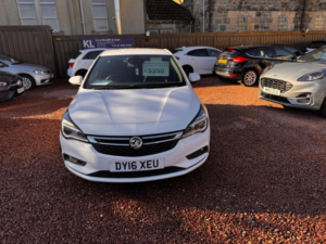 2016 Vauxhall Astra 1.0i Turbo Ecoflex Sri Nav Euro 6 (s/s) 5dr in White — image 4