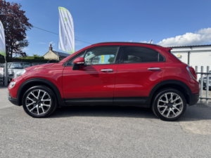 2015 Fiat 500x 1.6 500x Off-Road Look 1.6 Multijet 120hp Cross Plus in Red — image 2
