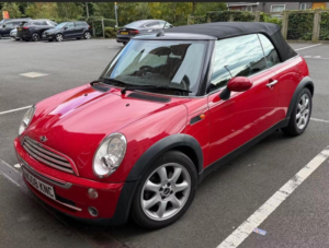 2008 MINI Convertible 1.6 Cooper Euro 4 2dr in Red — image 2