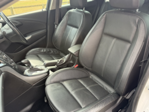 2014 Vauxhall Astra 2.0 Cdti Elite in White — image 3