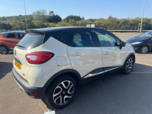 2017 Renault Captur 1.5 Dci Energy Signature Nav Auto Euro 6 (s/s) 5dr in White — image 5