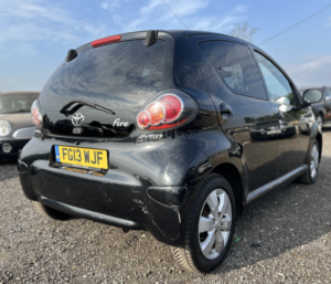 2013 Toyota Aygo 1.0 Vvt-I Fire in Black — image 4