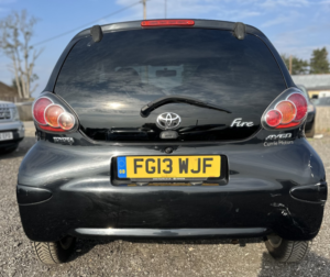 2013 Toyota Aygo 1.0 Vvt-I Fire in Black — image 5
