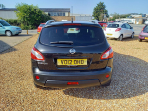 2012 Nissan Qashqai 1.5 Dci N-Tec+ 2WD Euro 5 5dr in Black — image 6