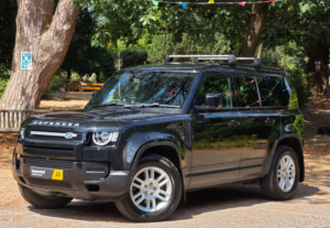 2022 Land Rover Defender 3.0 Defender Hard Top S D Mhev Auto 4WD 5dr in Black — image 2