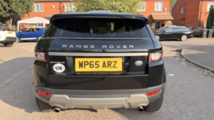 2015 Land Rover Range Rover Evoque 2.0 Td4 Se in Black — image 6