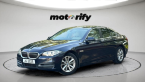 2014 BMW 5 Series 2.0 520d Se Auto Euro 6 (s/s) 4dr in Blue — image 2